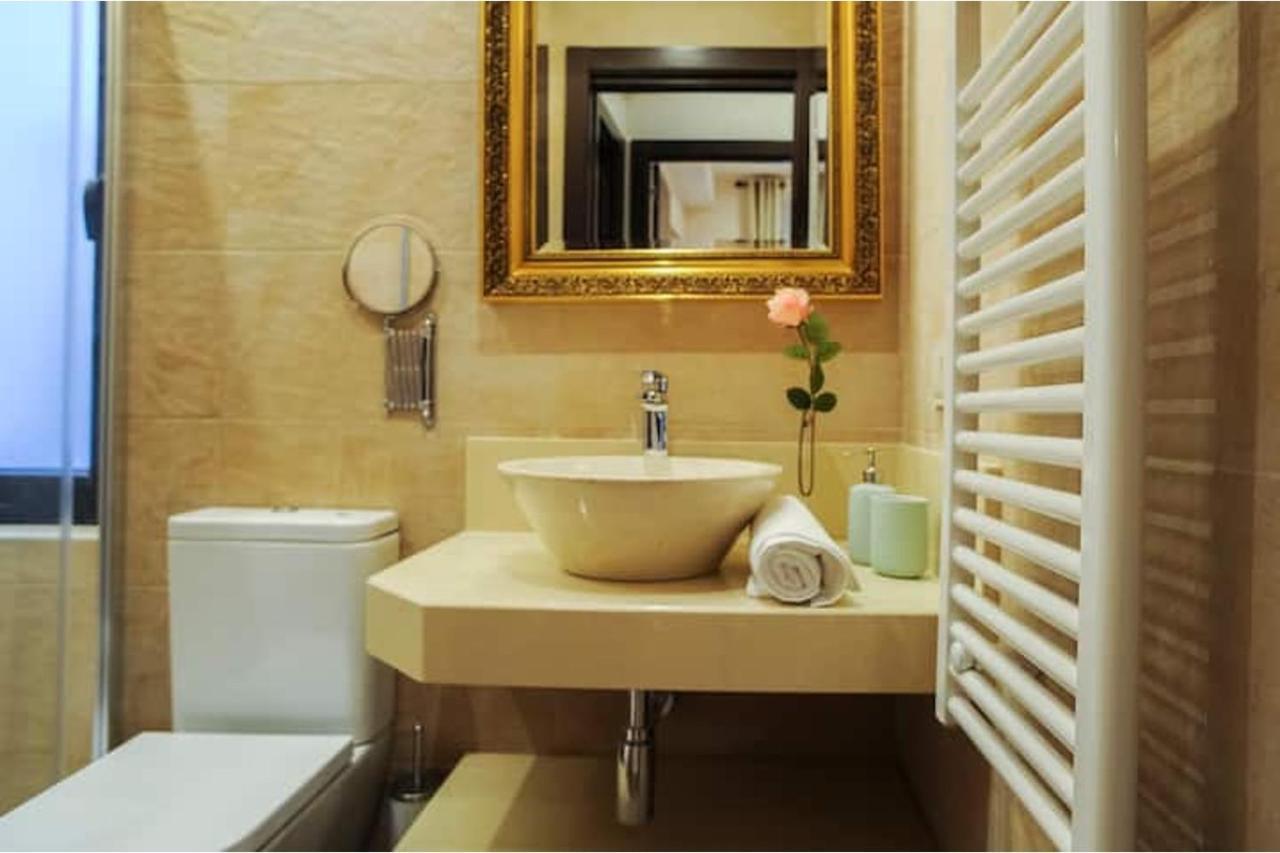 Premium Apartment La Latina 2. Salamanca Ngoại thất bức ảnh